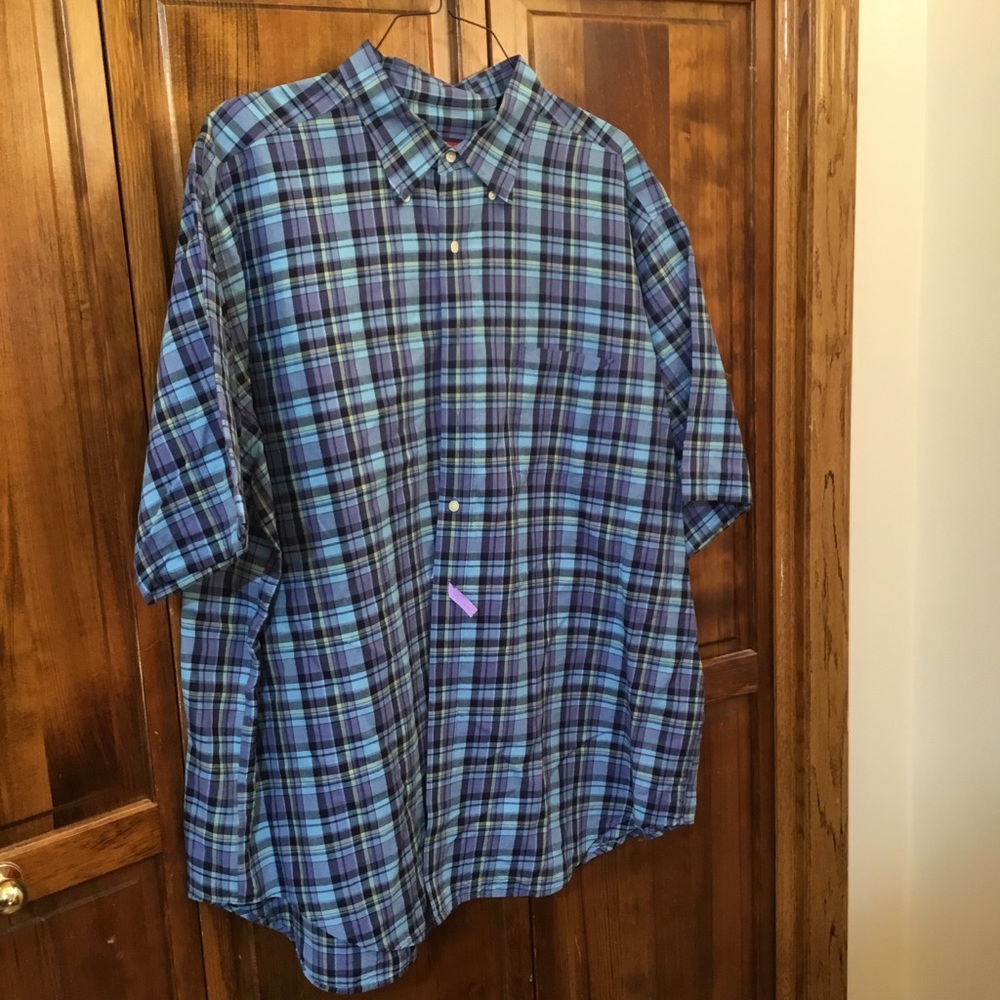 Man’s short sleeve shirt